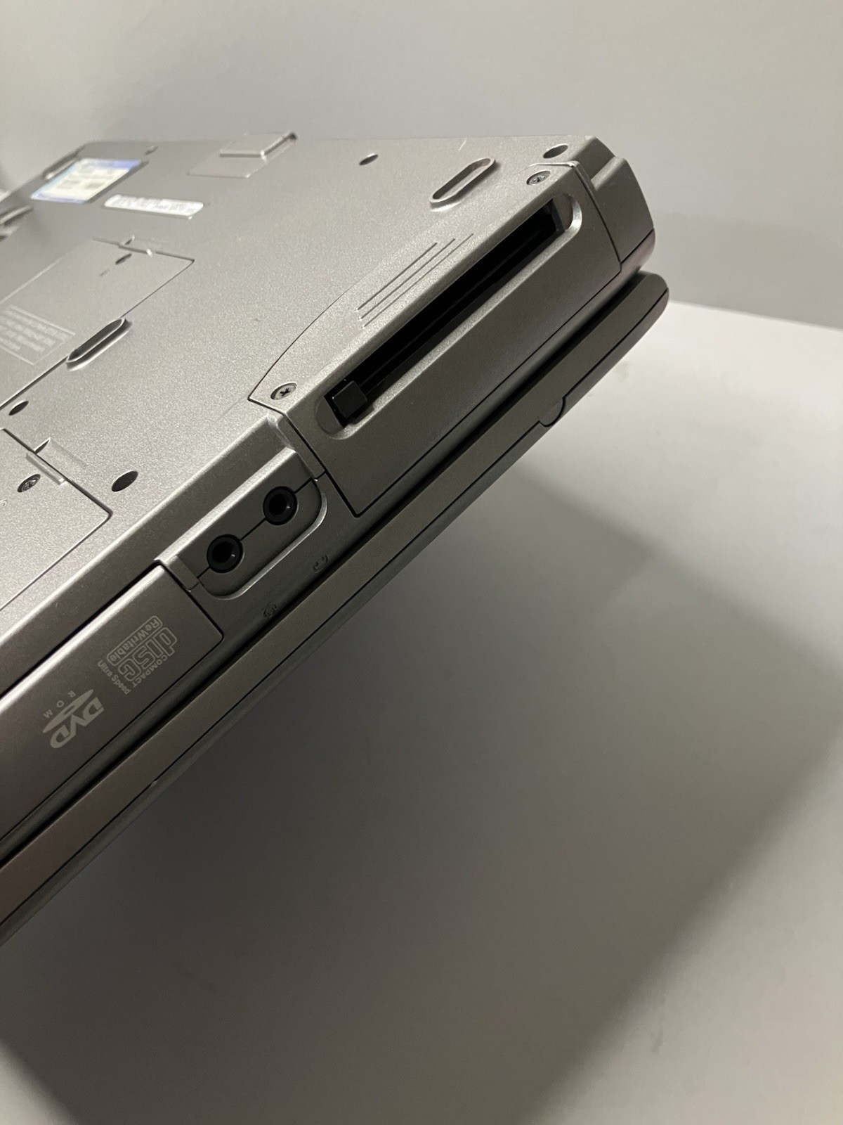 Dell Inspiron 1100 Windows XP Vintage Laptop