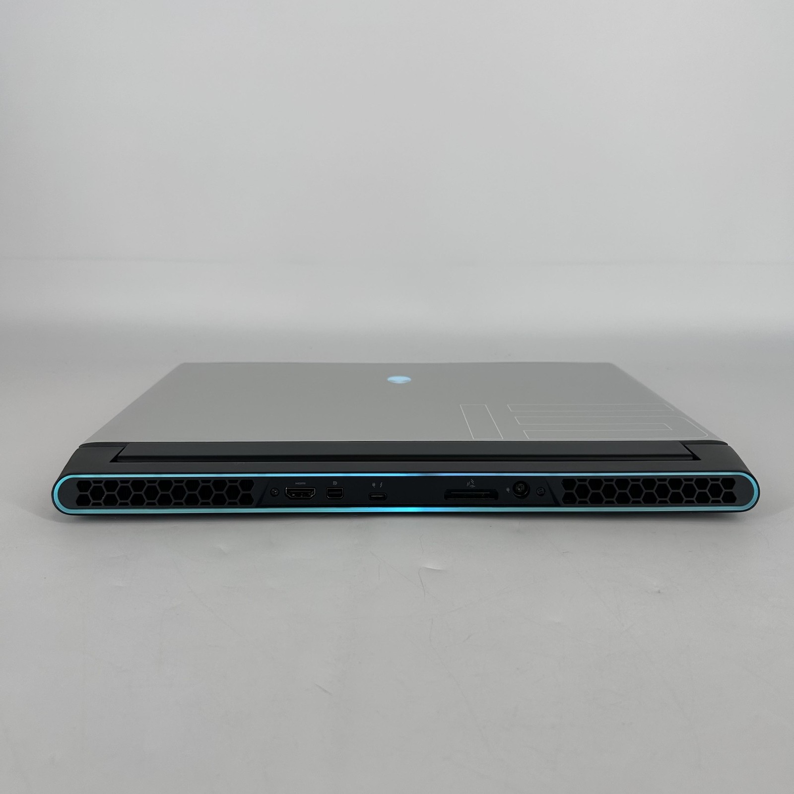 Dell Alienware m15 R3 4K i7-10750H 32GB 1TB/512GB RTX 2070 Super BAD CAMERA