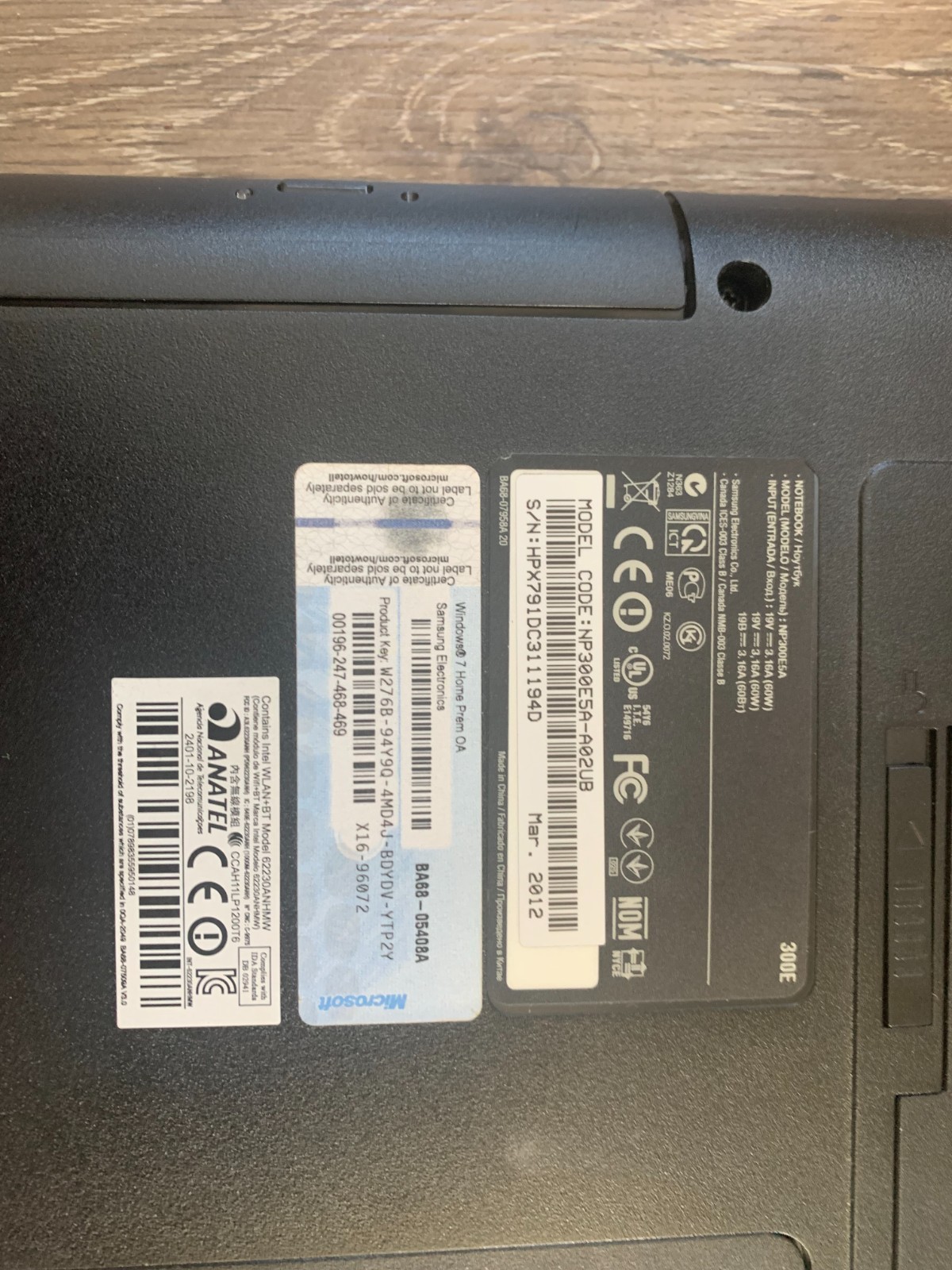 Samsung NP300E5A-A02UB 15.6″ Intel Core i3-2350M 2.30GHz 6GB RAM 320GB HDD Win10