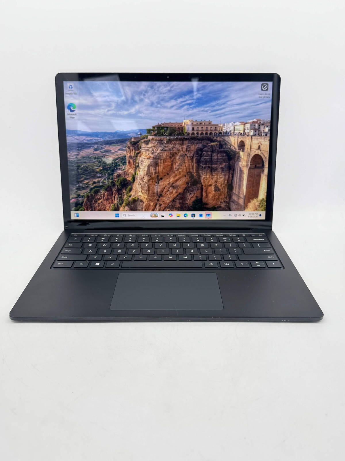 Microsoft Surface Laptop 4 1951 13.5″ i5-1145G7 8GB 512GB Cracked Screen For Par