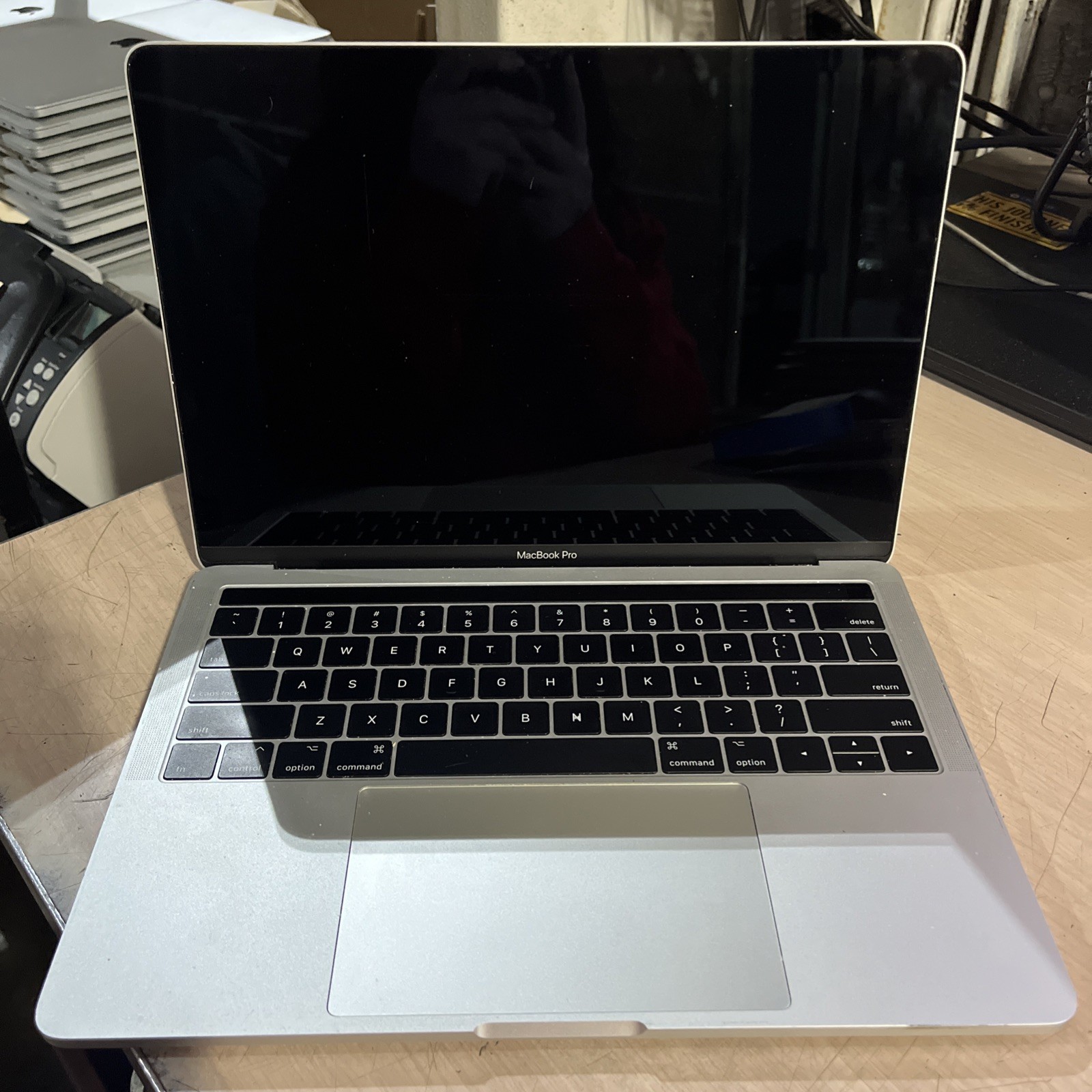APPLE MACBOOK PRO 13″ TOUCH/MID-2017 CORE I5-7267U 3.1GHZ 8GB RAM 256SSD