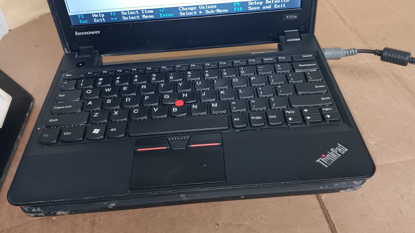 Lot of 4 Lenovo ThinkPad X131e 11.6″ Laptop AMD E2 1800 APU 11.6″ LCD Screen P/R