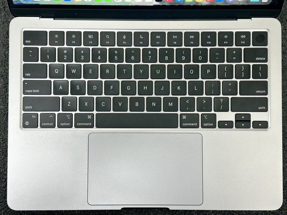 Apple MacBook Air 2024 M3 Chip, 13-inch, 8GB RAM, 512GB SSD, Space G (PD1124576)