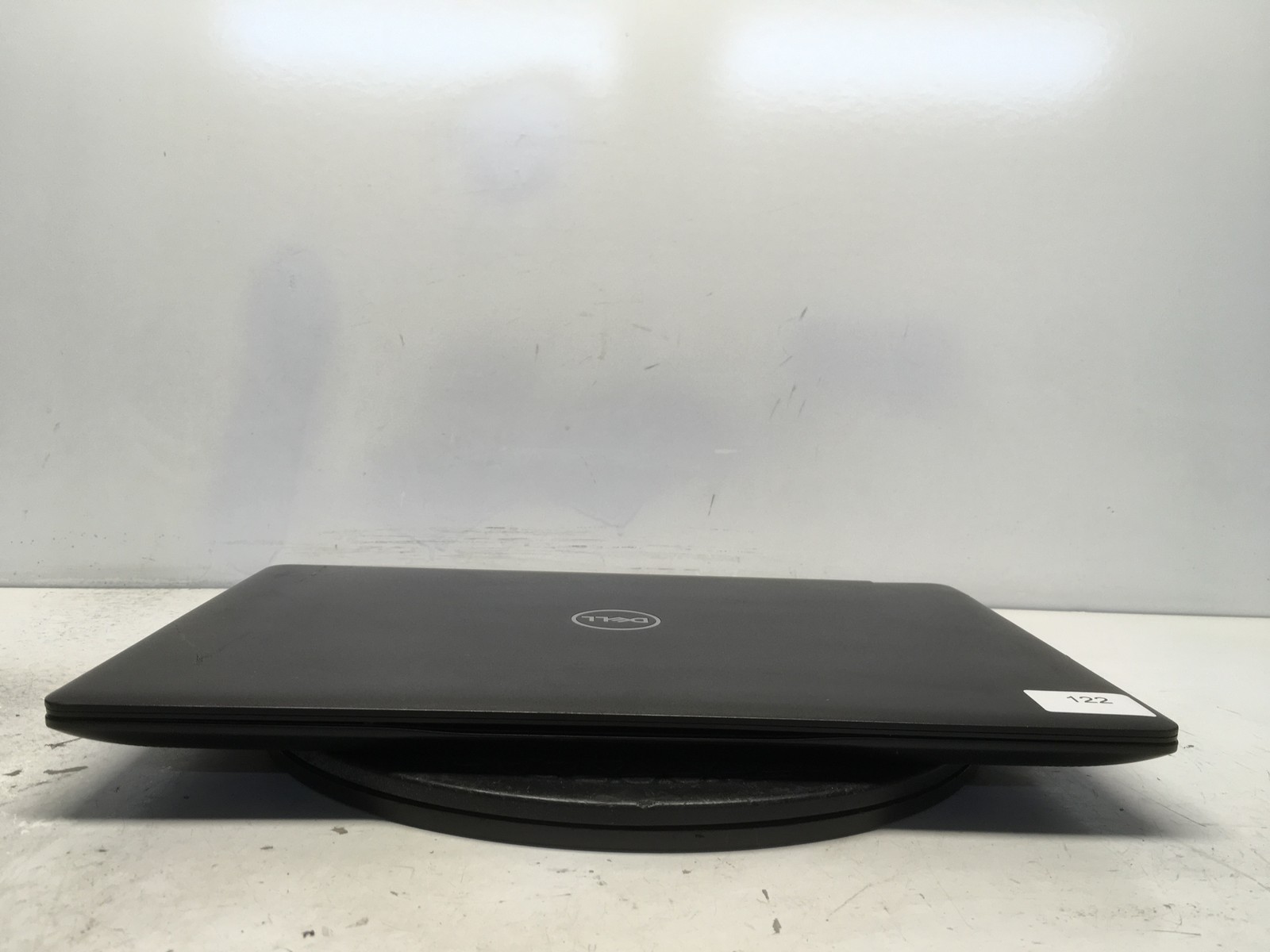 Dell Latitude 3590 Intel i3-7130U 2.7GHz 4 GB NO HDD No Batt