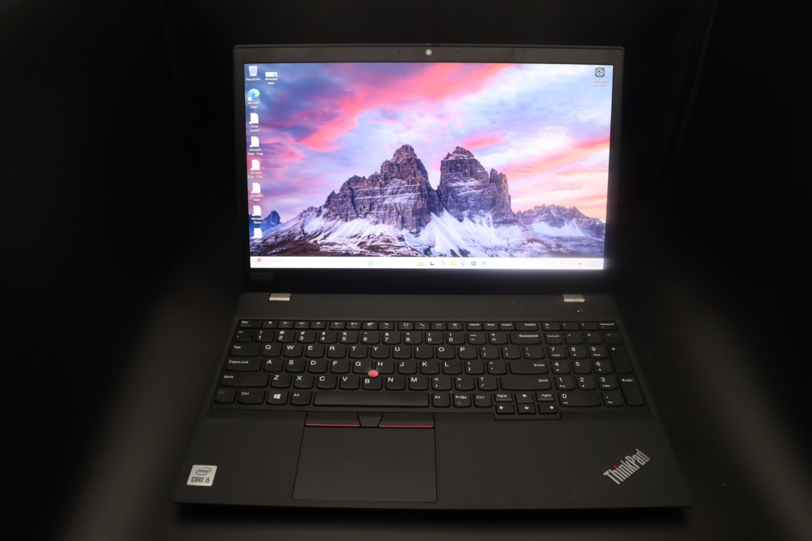 Lenovo ThinkPad T15 Gen 1 1.6 GHz i5-10210U 8GB Ram 256GB SSD – Very Good