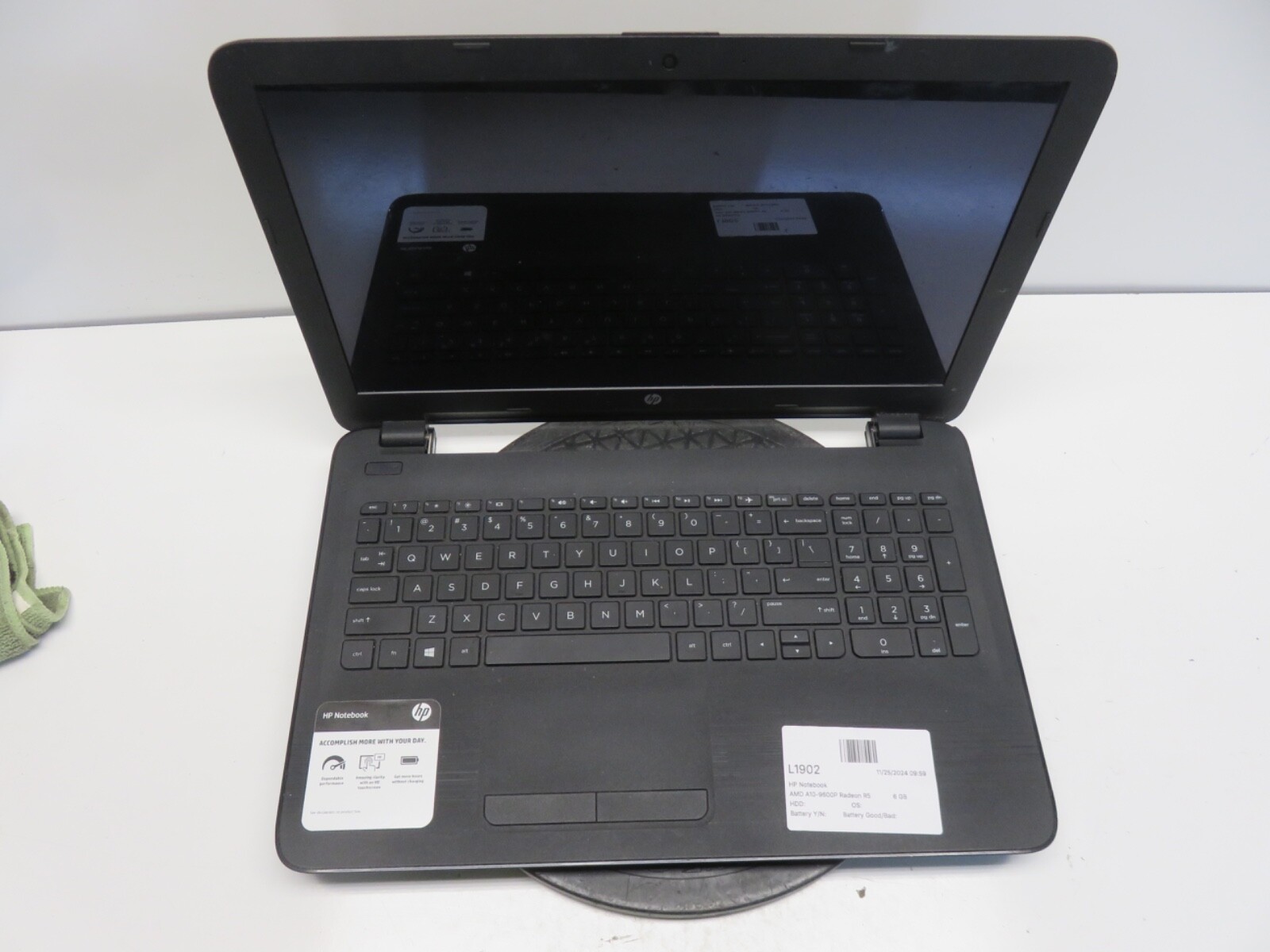 HP 15-BA079DX Laptop AMD A10-9600P Radeon R5 2400MHz 6 GB NO HDD No Batt