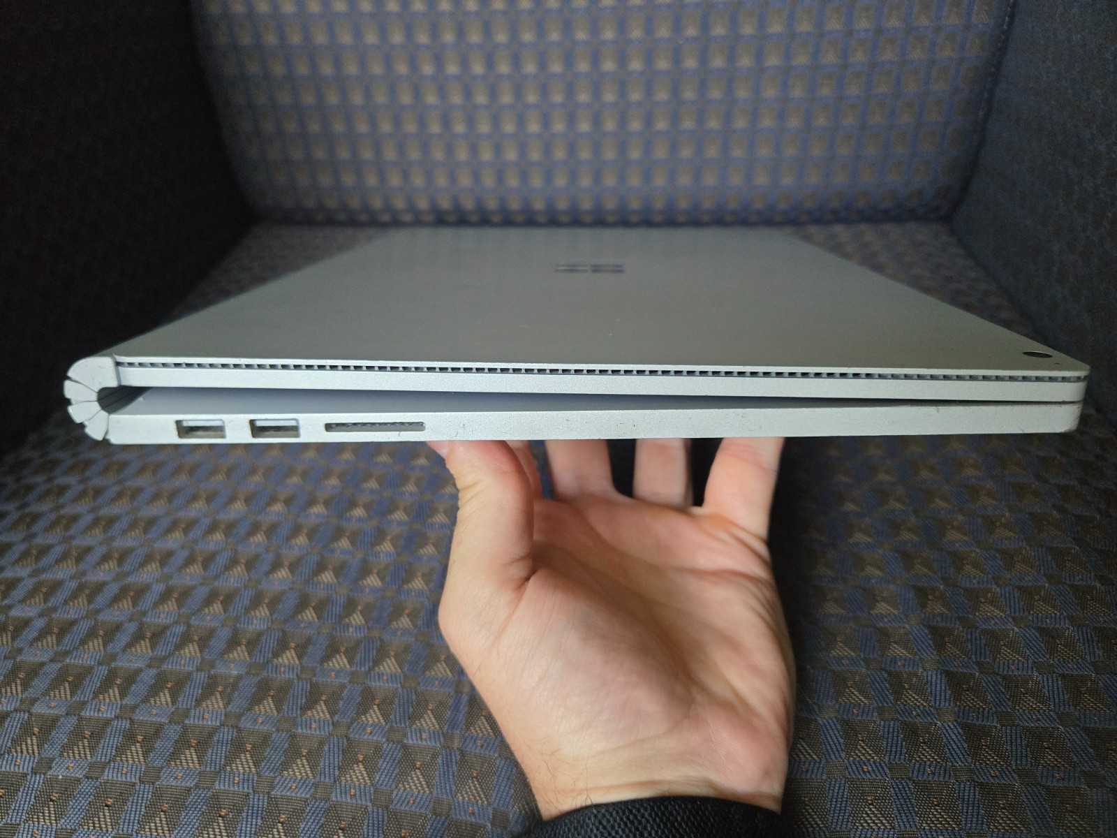 Lot of 2 Microsoft Surface Book 3 15″ (Intel i7-1065G7 GTX 1660 Ti 16GB RAM)