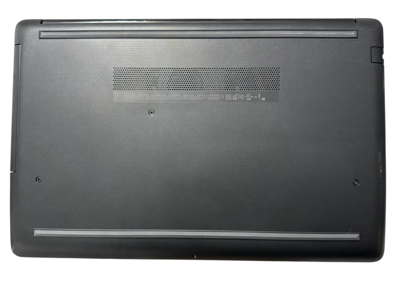 HP Laptop 15-db0xxx | AMD A6-9225 | 8GB RAM | 512GB SSD |