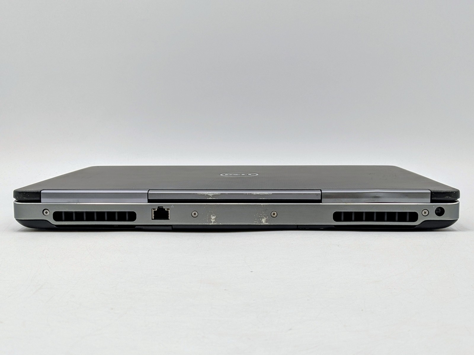 Dell Precision 7510 15″ FHD I7-6820HQ 1TB SSD 16GB W10P AMD Radeon (TM) R9 M375X