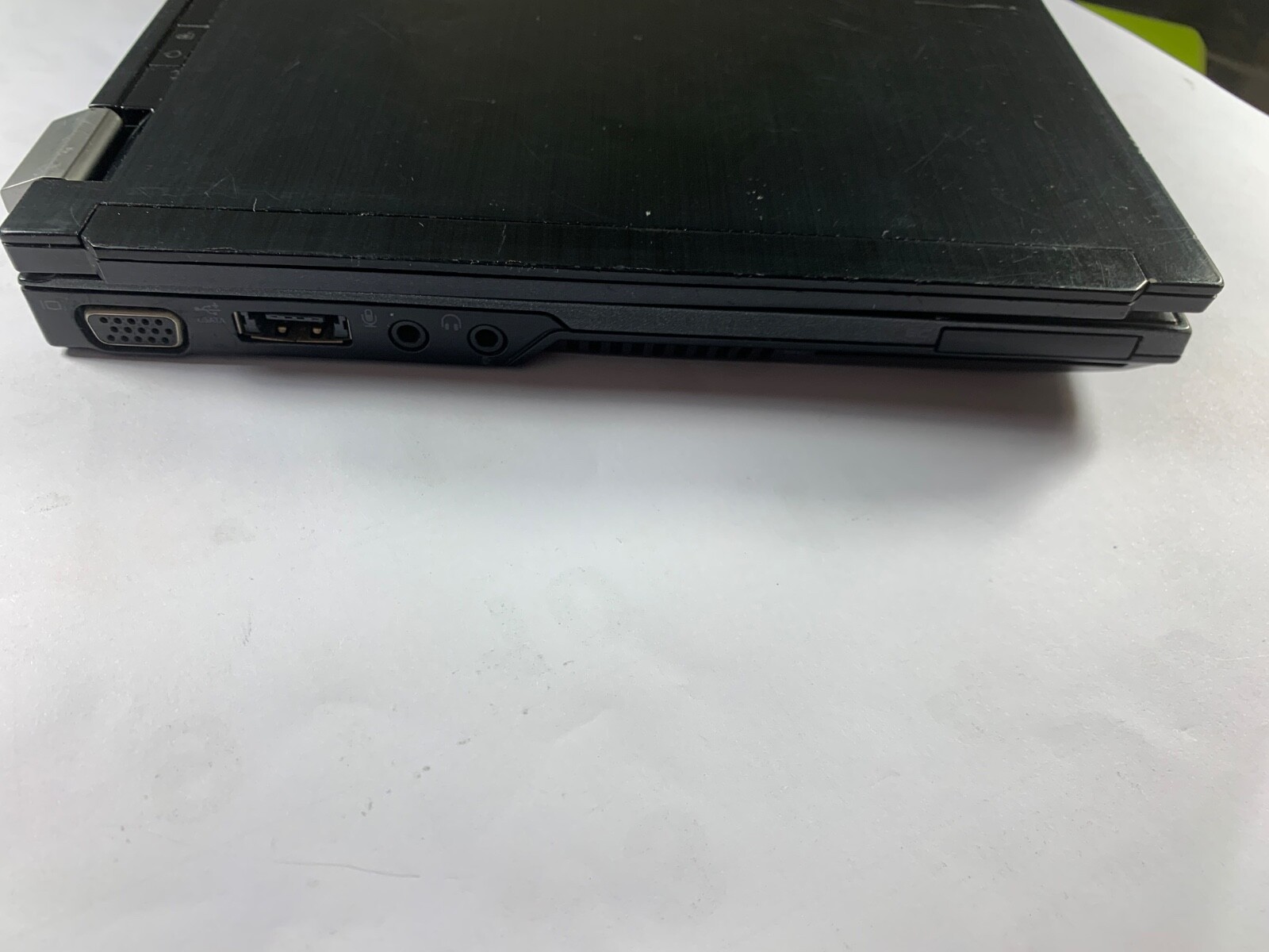 Dell Latitude E4200 12.1″ Laptop Intel Core 2 Duo U9600 1.60GHz 2GB RAM (# 03).