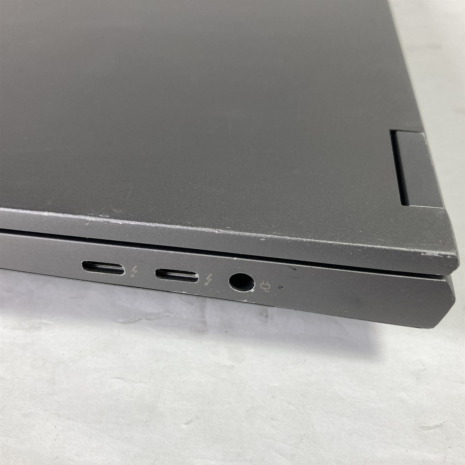 HP ZBook Fury 15 G8 15.6″ Core i9-11950H 2.6GHz – 32GB – 1TB NVMe SSD – Win 11