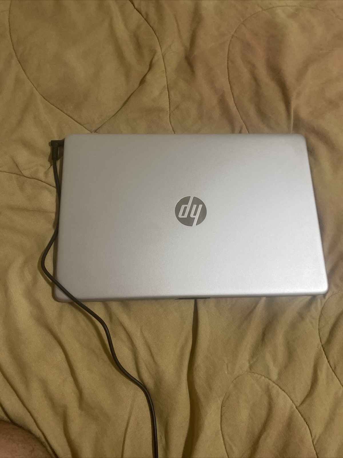HP 15-dy2703dx 15.6″ (512GB SSD, Intel Core i5 11th Gen., 4.20 GHz, 8GB) Laptop