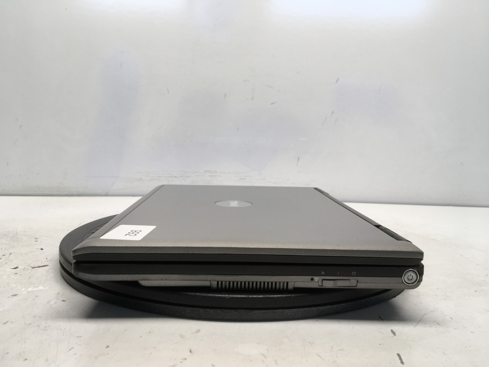 Dell Latitude D420 Intel Core Duo 06EC 1.2GHz 2560 MB NO HDD No Batt