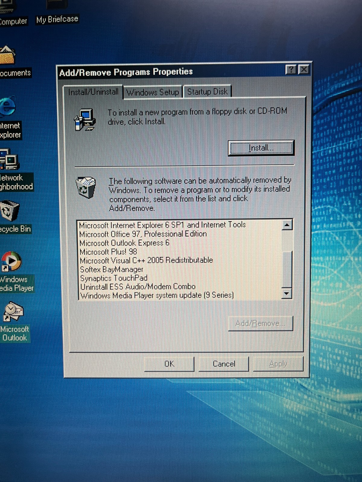 Dell Inspiron 3800 Pentium III 500Mhz 256MB Ram, 6GB HDD ATi Mobility Windows 98