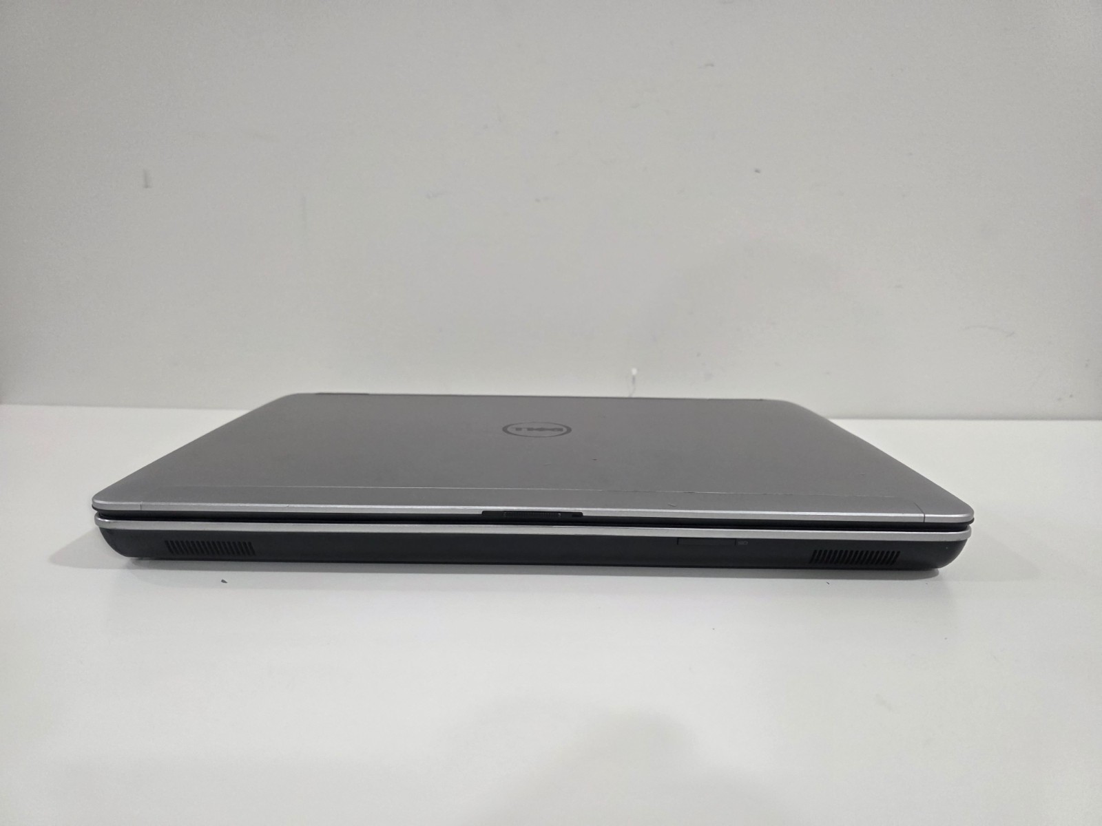 Dell Latitude E6540 Intel i5-4300M 8GB Bluetooth