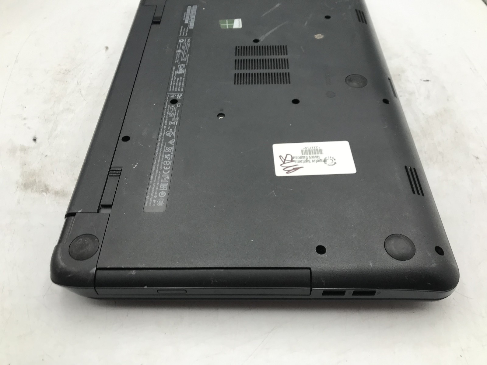 HP 15 G019WM – FOR PARTS/NO POWER – AMD E1-2100 – NO RAM – READ DESCRIPTION – BB