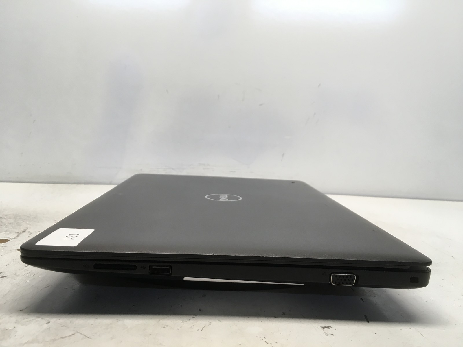 Dell Latitude 3590 Intel i3-7130U 2.7GHz 4 GB NO HDD No Batt