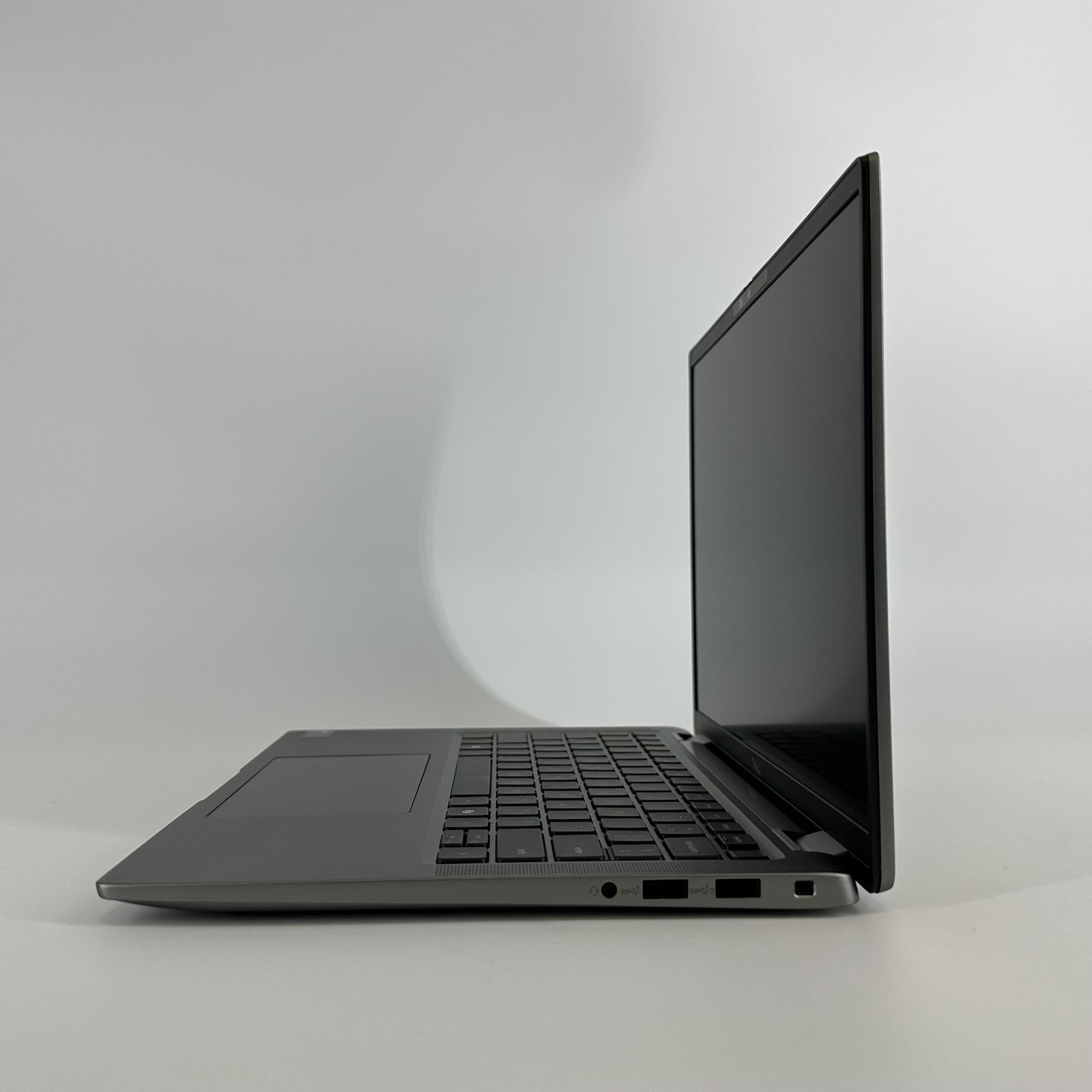 Dell Latitude 7450 14 FHD+ TOUCH 2.1 GHz Ultra 7 165U 32GB 512GB SSD Very Good