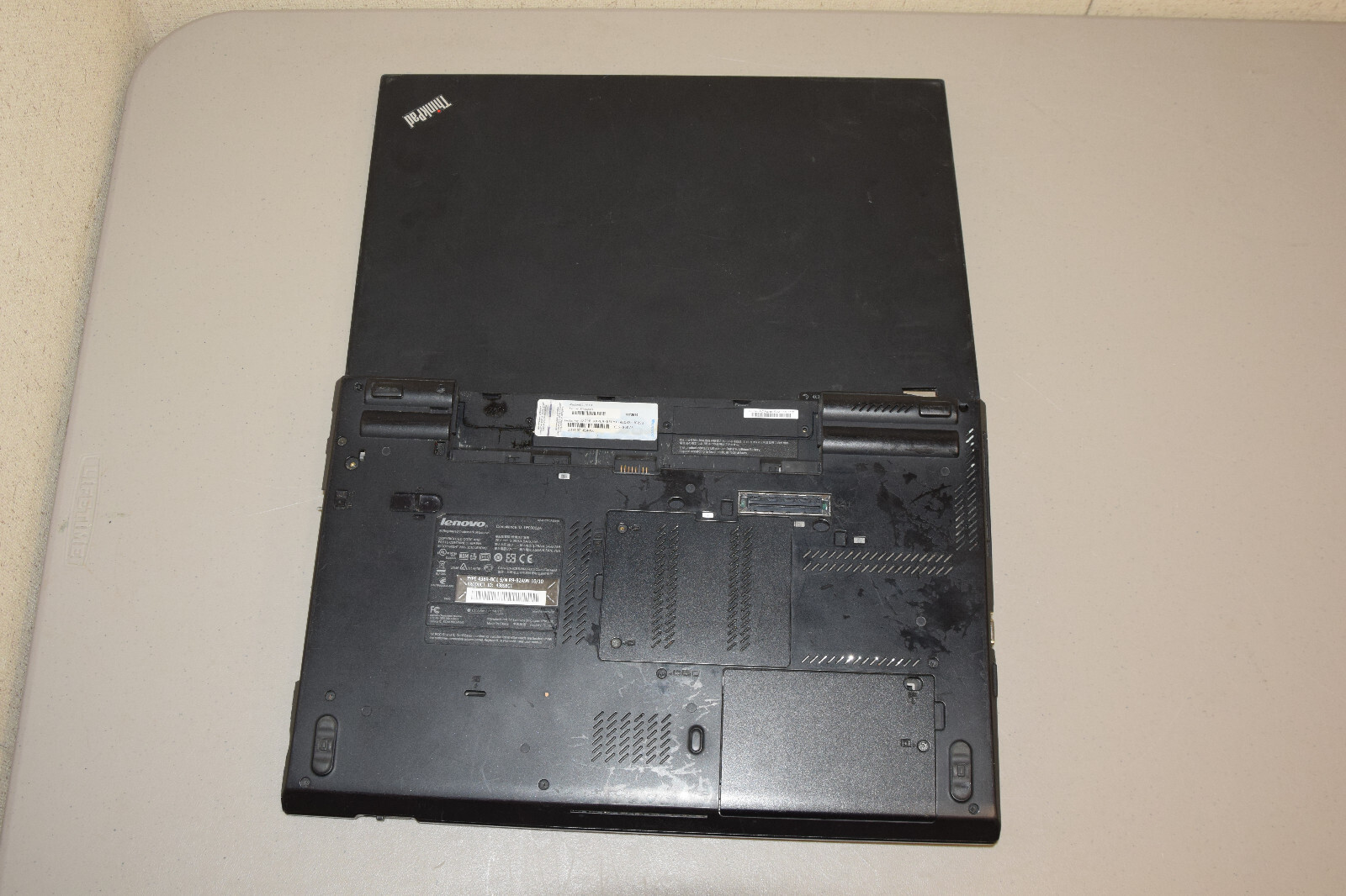 Destroyed Dead Junk Lenovo Thinkpad W510 15.6″ Laptop Incomplete AS IS Parts