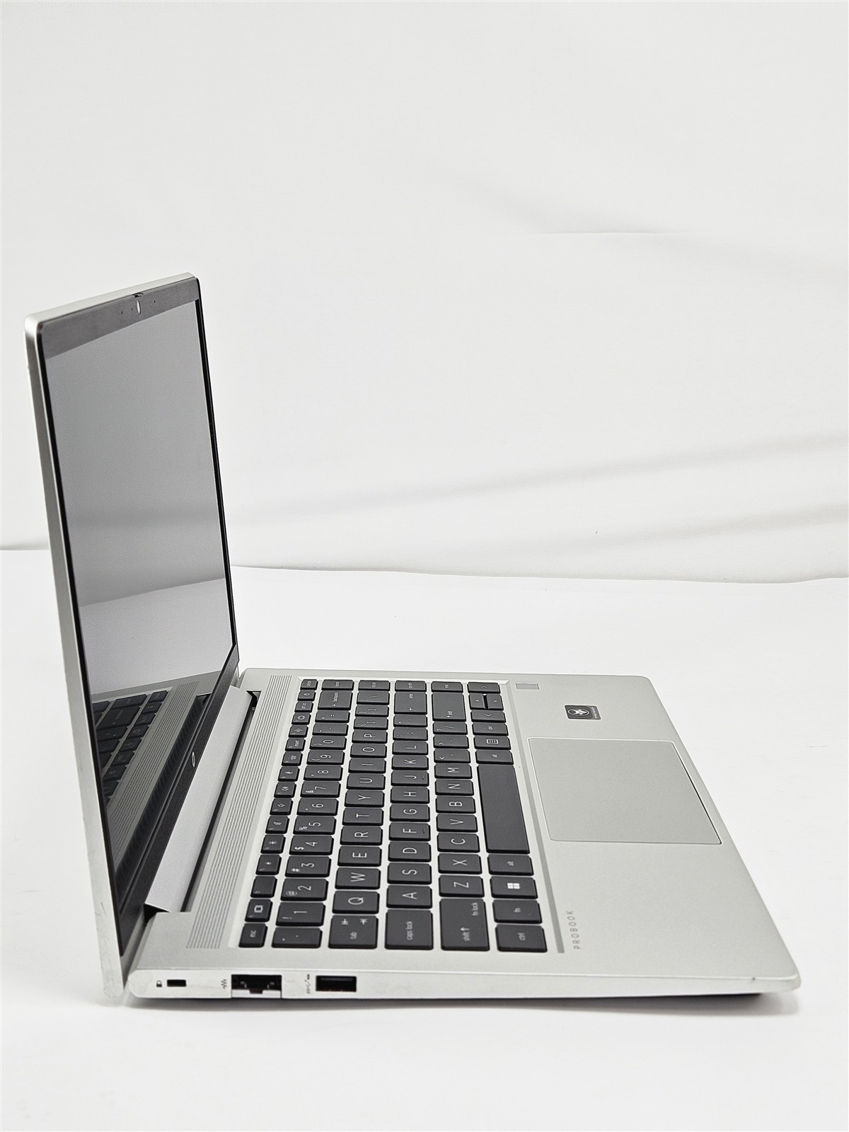 HP ProBook 445 G9 Ryzen 5 5625U 16GB RAM 512GB SDD 14″ Win11 Home AMD Radeon