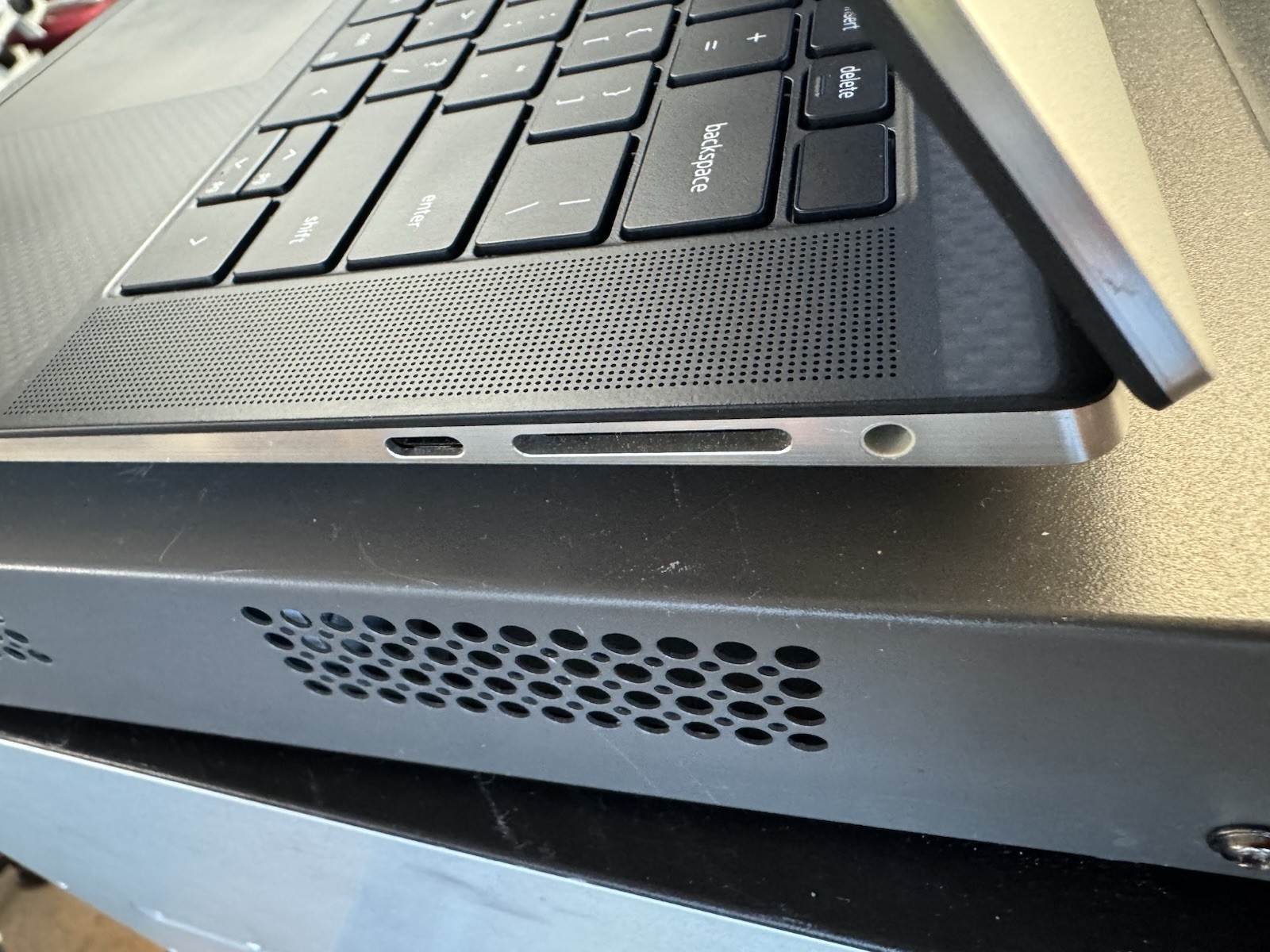 Dell XPS 15 9530 i9-13900H 13th Gen 32GB RAM 1TB NVMe RTX 4060 Win11 Pro