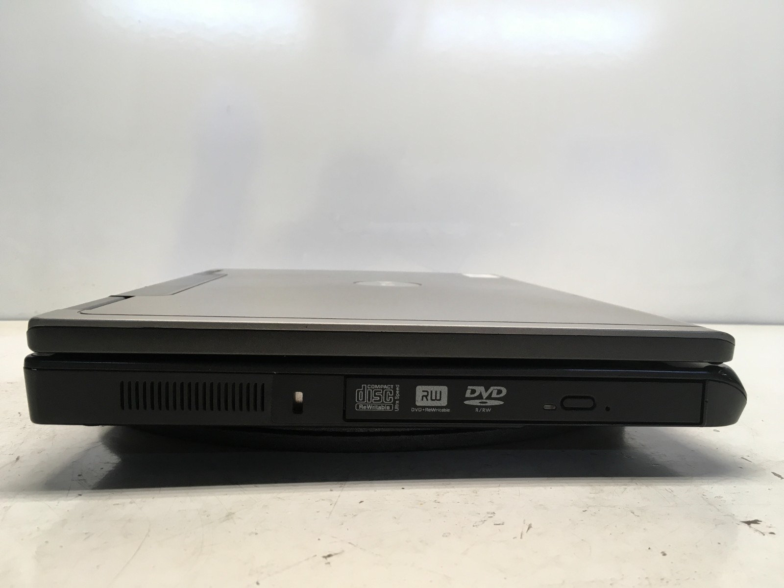 Dell Latitude 131L AMD Turion 64 X2 TL-50 1.6GHz 2 GB NO HDD