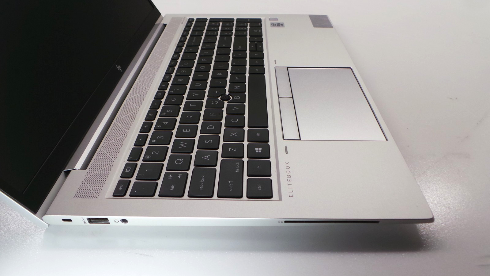 HP EliteBook 850 G7 15.6″ | i5-10310U 1.70GHz | 8GB RAM 256GB NVMe | WIN 11 PRO