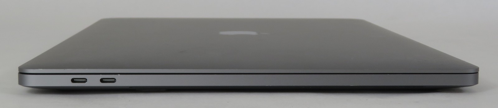 Apple MacBook Pro 2019 16in A2141 i7 9750H 2.6GHz 16GB RAM 512GB Tahoe 5300M