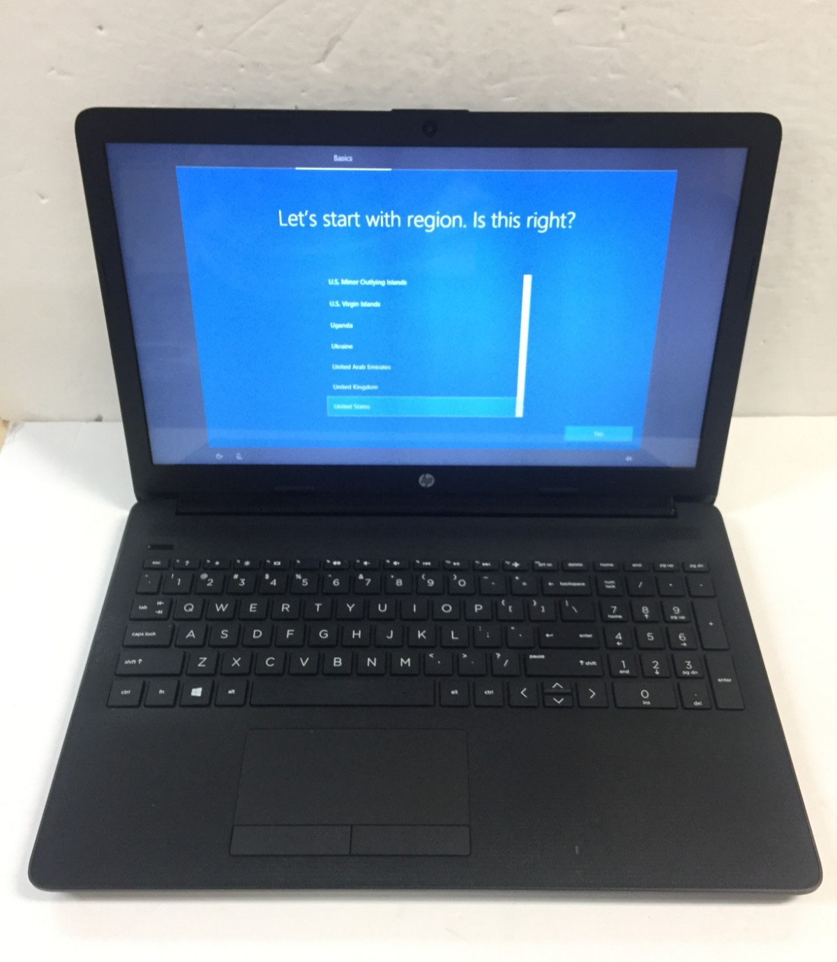 HP 15-DB0011DX 15.6″ Laptop/AMD A6-9225/4GB/1TB HDD/Radeon R4/Win10 Home