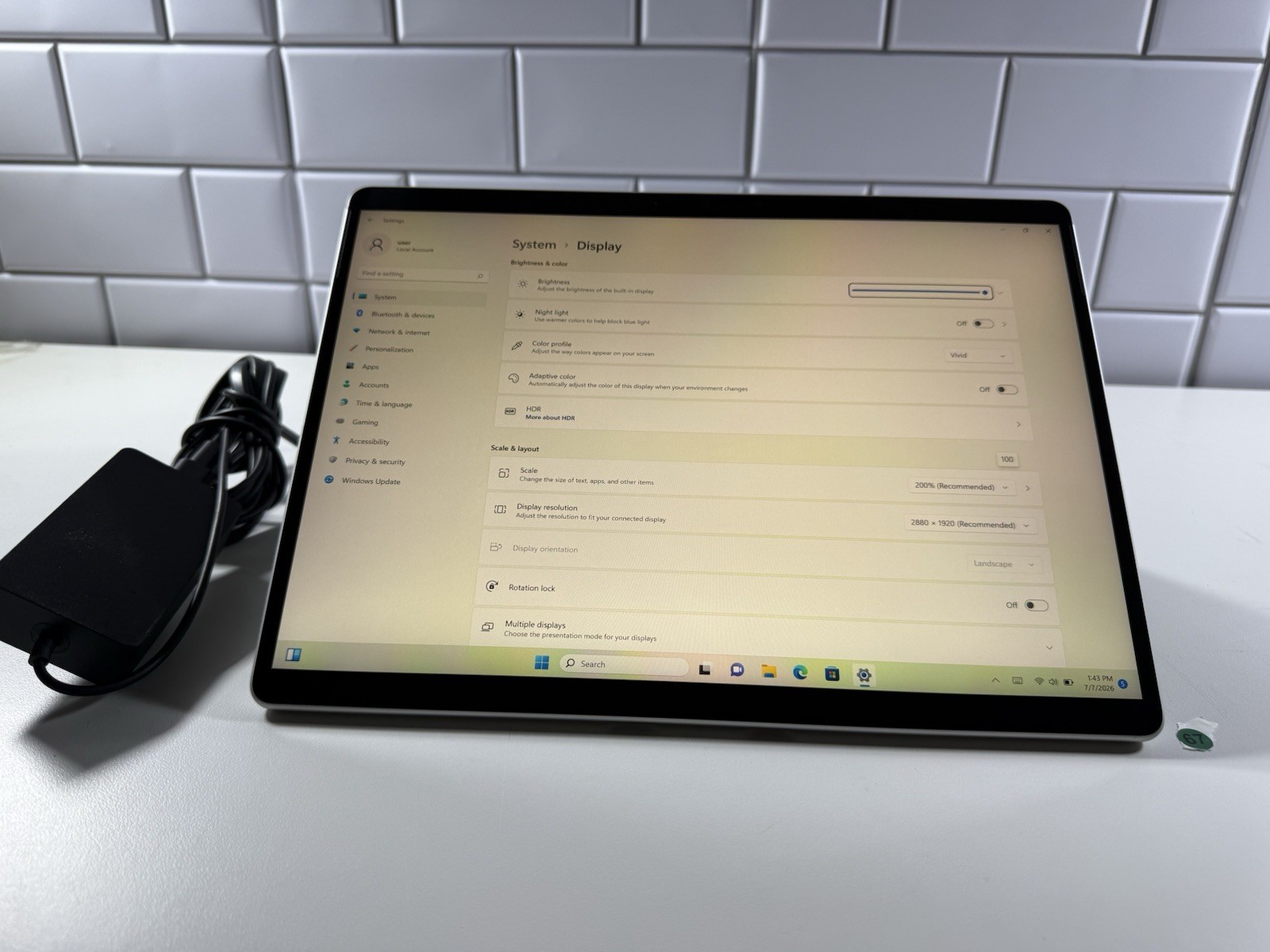 Microsoft Surface Pro 8 (1982) i5-1145G7 – 16GB RAM – 256GB 120Hz – Win 11 Pro