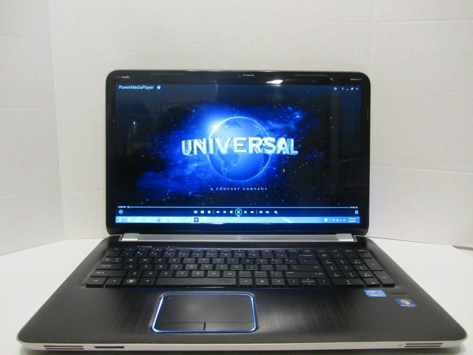 HP PAVILION DV7 CORE i7 2670QM (2.20GHz) 6GB RAM 750GB HDD WINDOWS 7 OFFICE 13