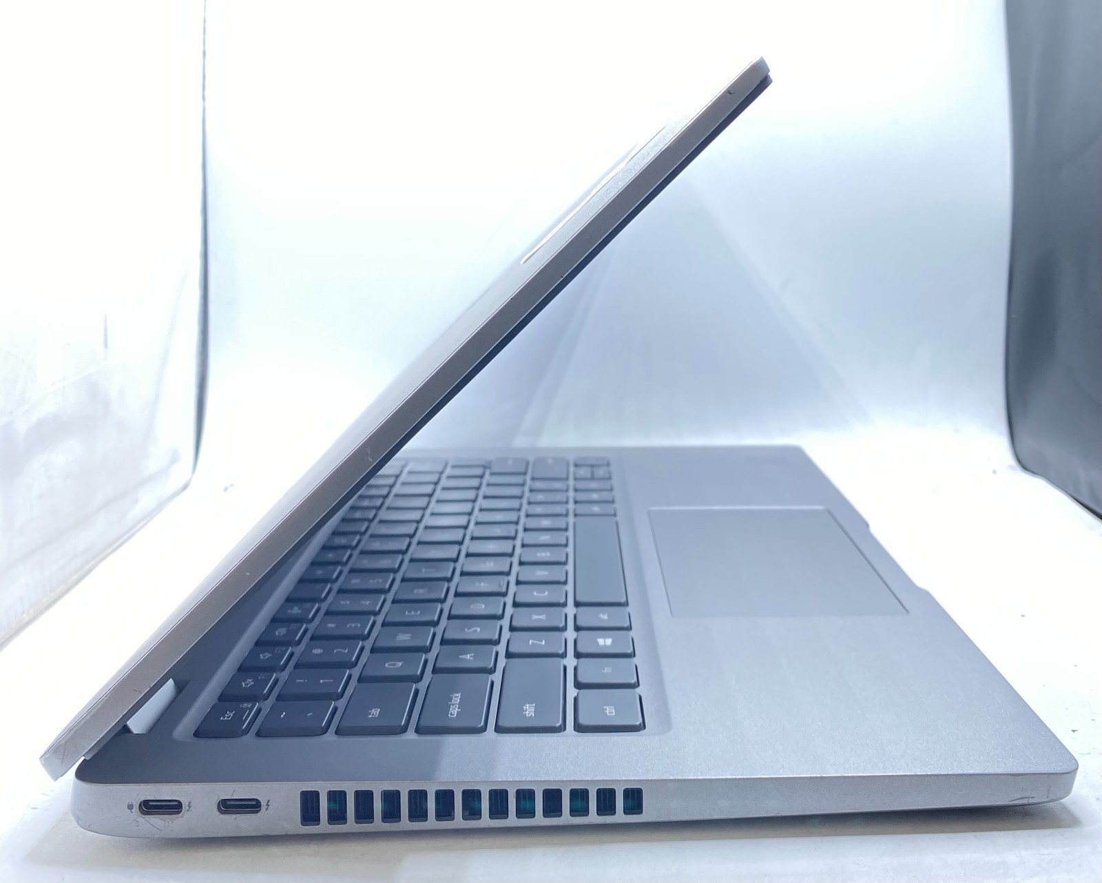 Dell Latitude 5420 14″ Laptop Intel Core i5-1145G7 2.60GHz 8GB RAM 256GB SSD