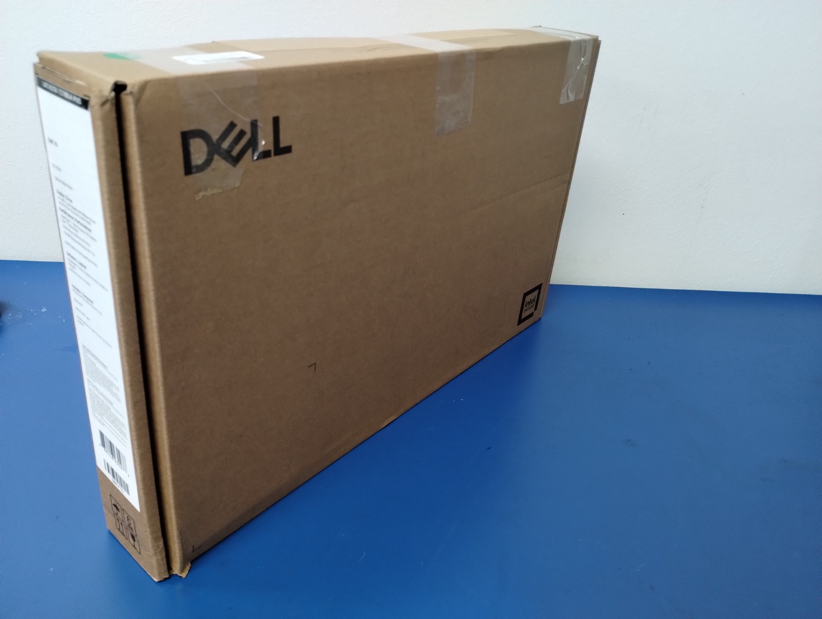 DELL 16 DC16250 MRYT3, Intel Core 7-150U, 1.80 GHz, 16 GB RAM, 1 TB NVMe