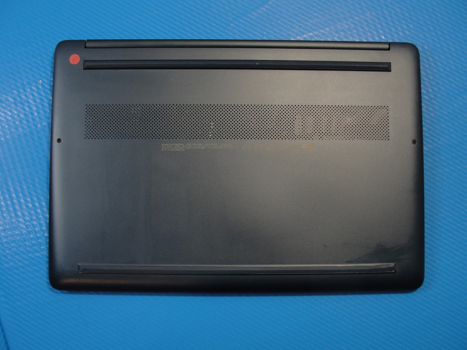 HP 15-by2792wm 15.6” HD Intel Core i3-1115G4 3.6GHz 8GB SSD Reset 256GB- Charger