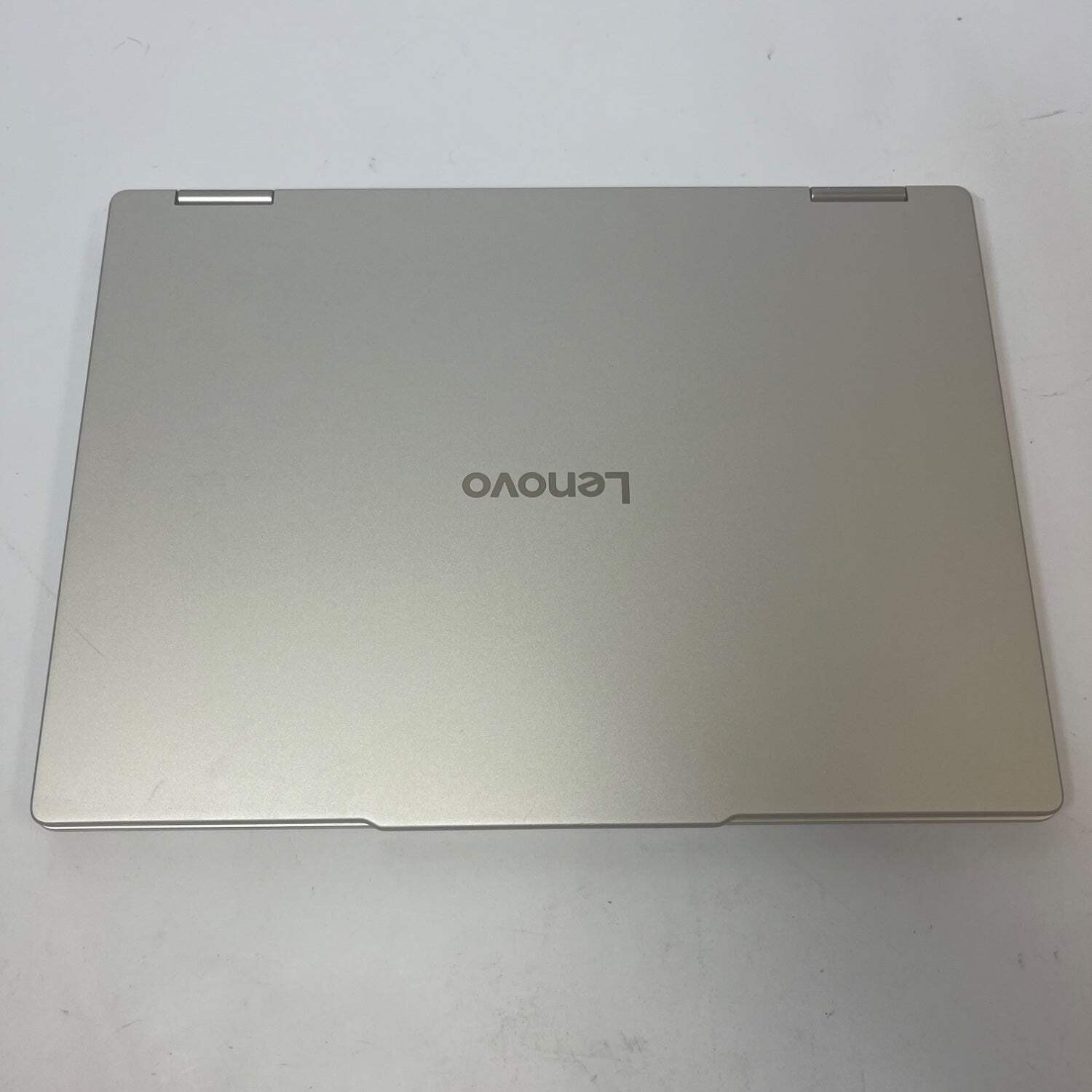 Lenovo Yoga 7 2-in-1 14AKP10 14″ 2.0GHz 16GB RAM 512GB SSD GeForce 840M