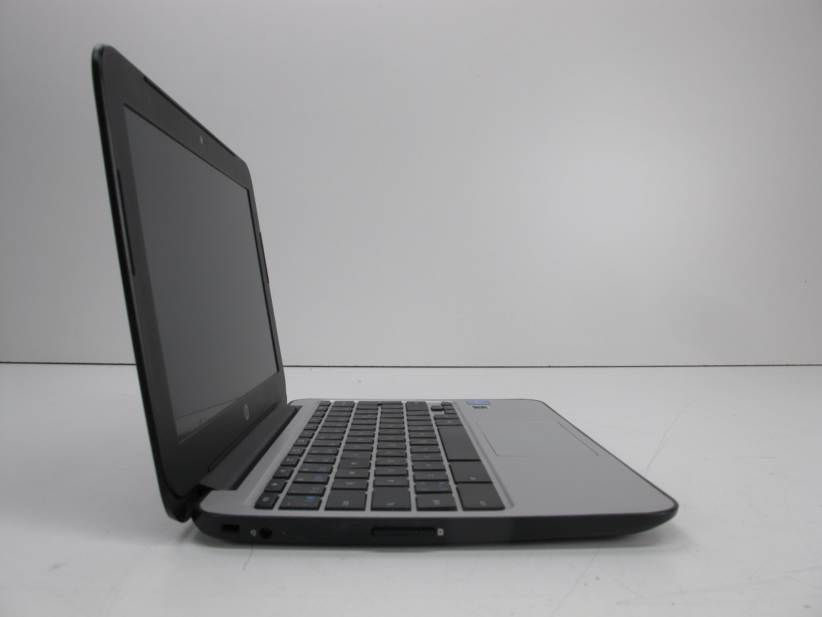 HP Chromebook 11 G4 Laptop 11.5″ Intel Celeron N2840 2.6GHz 2GB RAM 16GB HDD