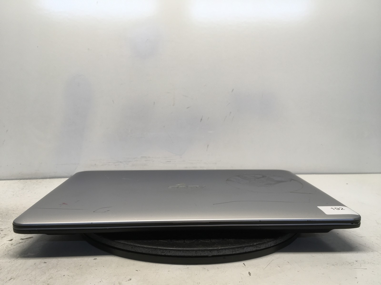 Asus X540SA-BPD0602V Intel Pentium N3700 1.6GHz 4 GB NO HDD No Batt