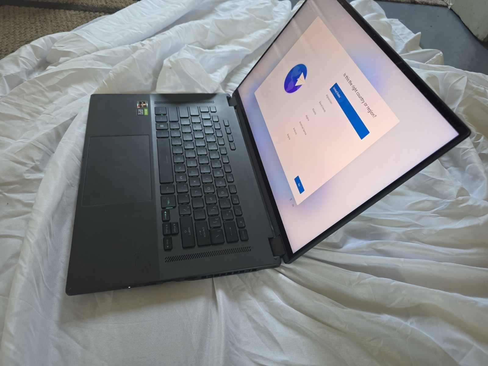 ASUS ROG Flow X16 (2022) GV601RW | Ryzen 9 6900HS | RTX 3070 Ti | 32GB RAM | 2TB