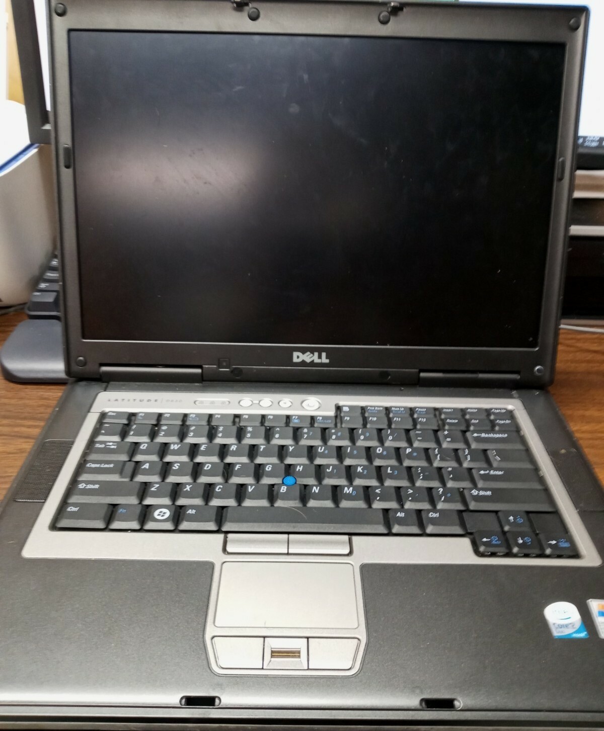 DELL LATITUDE D830 Intel Core 2 Windows XP 15″ No Cords Untested Recycle Find
