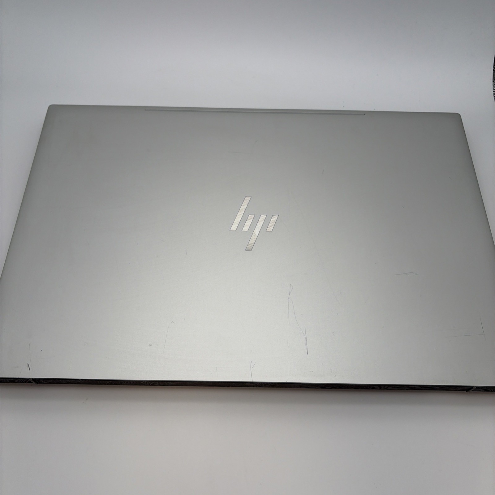 HP ENVY Laptop 17t-bw000 For Parts Or Repair No SSD, No Ram L111