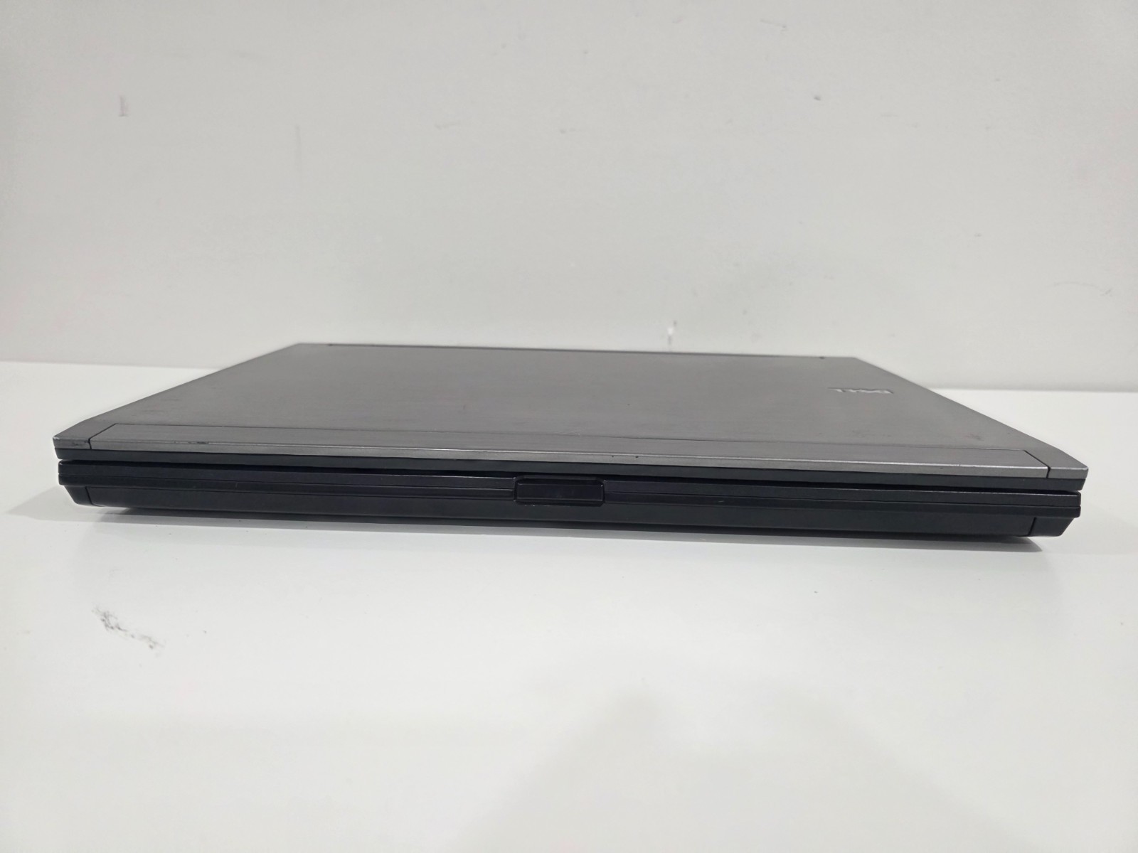 Dell Latitude E6510 Intel Core i5 CPU M 520 4GB Webcam