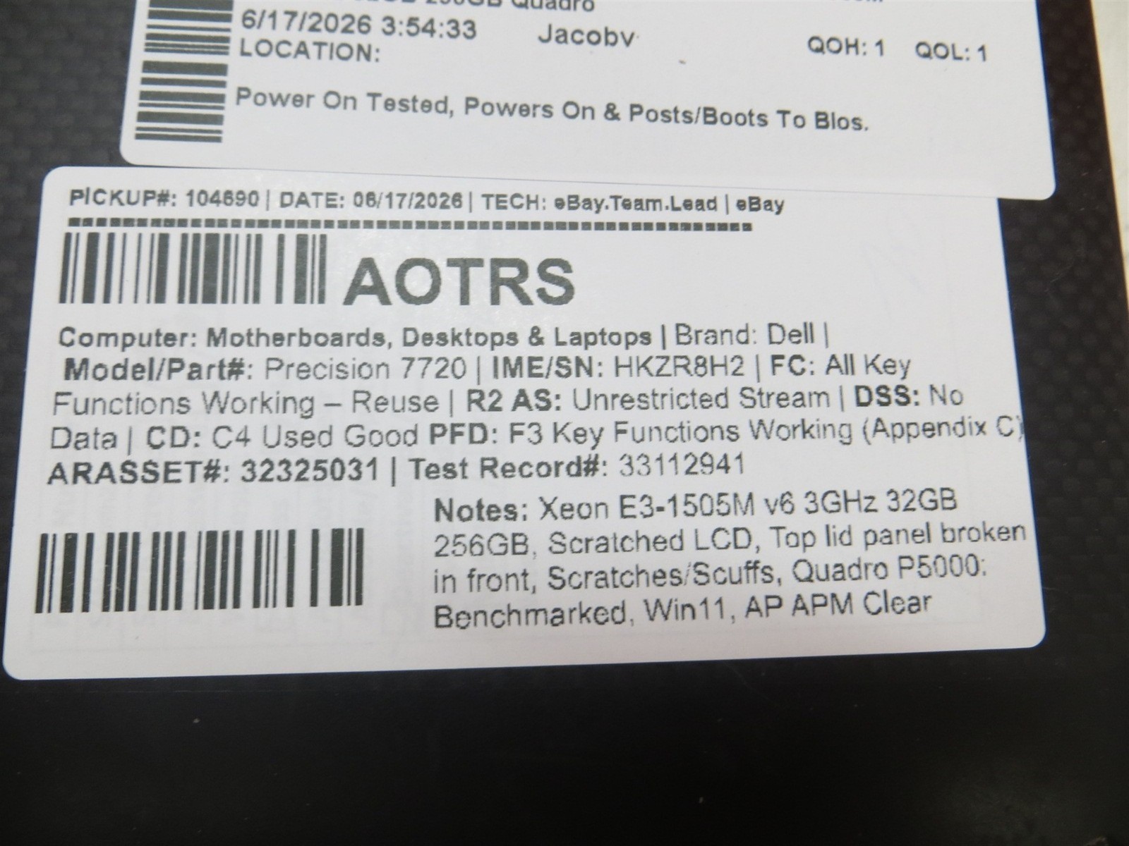 Scratched LCD Dell Precision 7720 Xeon E3-1505M v6 3GHz 32GB 256GB Quadro P5000