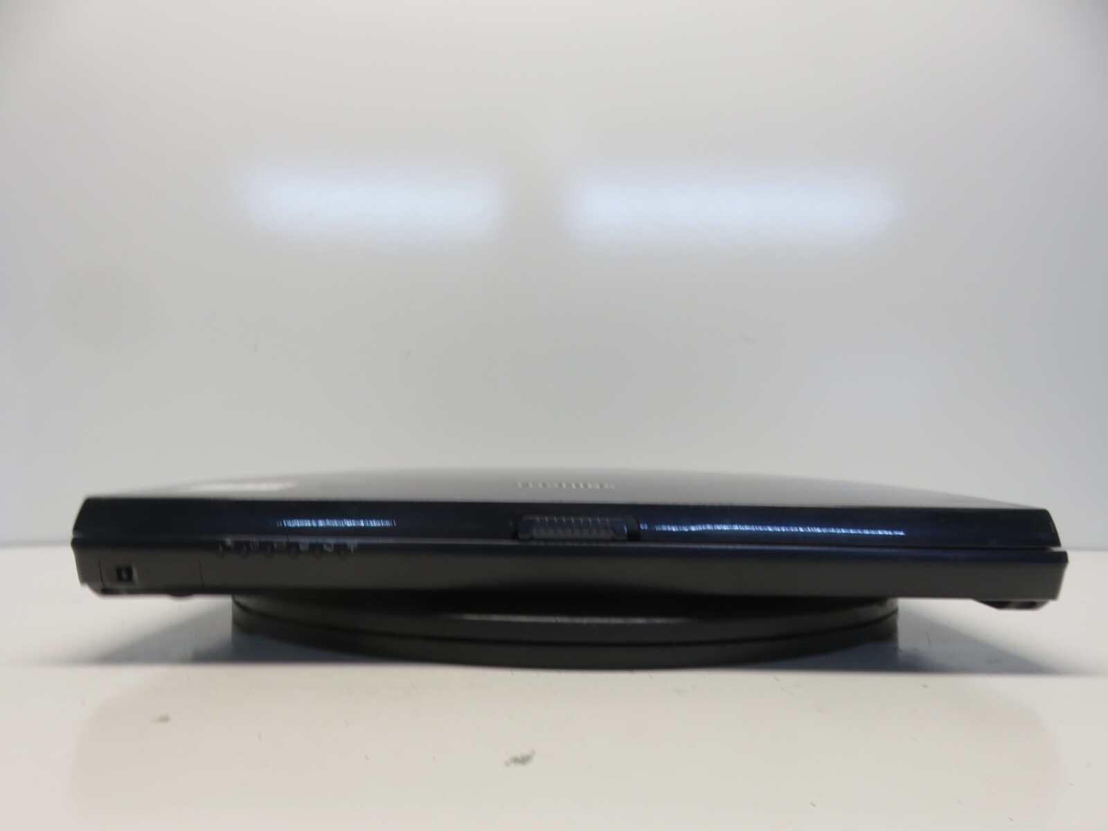 Toshiba Satellite Pro M10-S405 Pentium M 1.4GHz 512 MB NO HDD No Batt