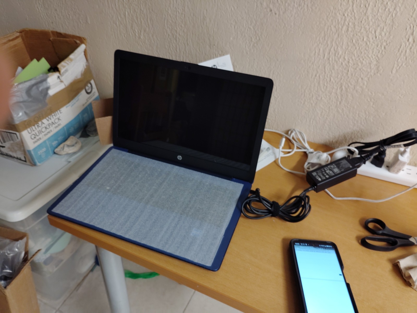 HP 14″ PC Laptop, Intel Celeron N4000, 4gb ram, 64gb HD, Windows 10s – Blue