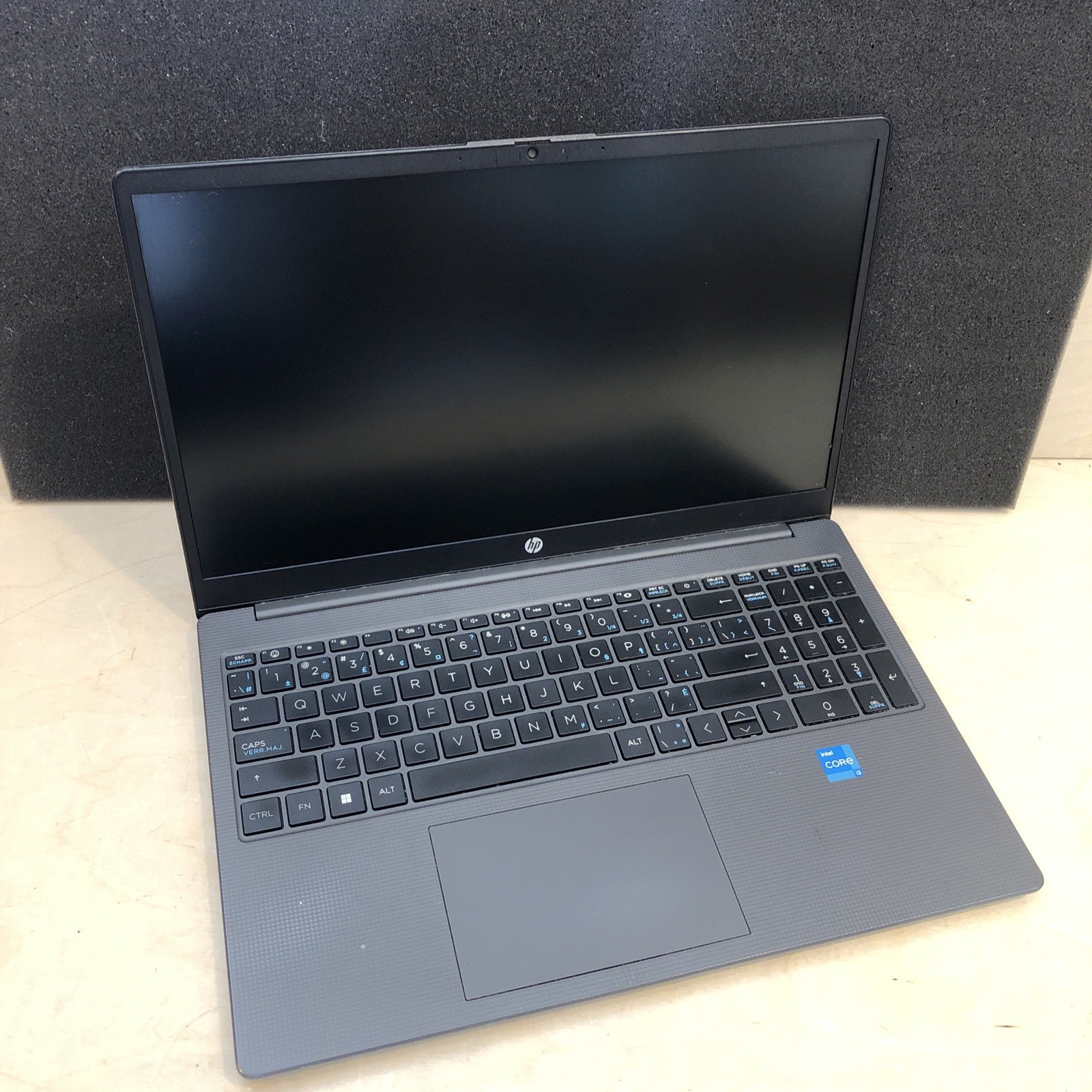 HP 15-fd0028ca 15.6” Laptop Intel Core i3 N305 No RAM No SSD *No Power For Part