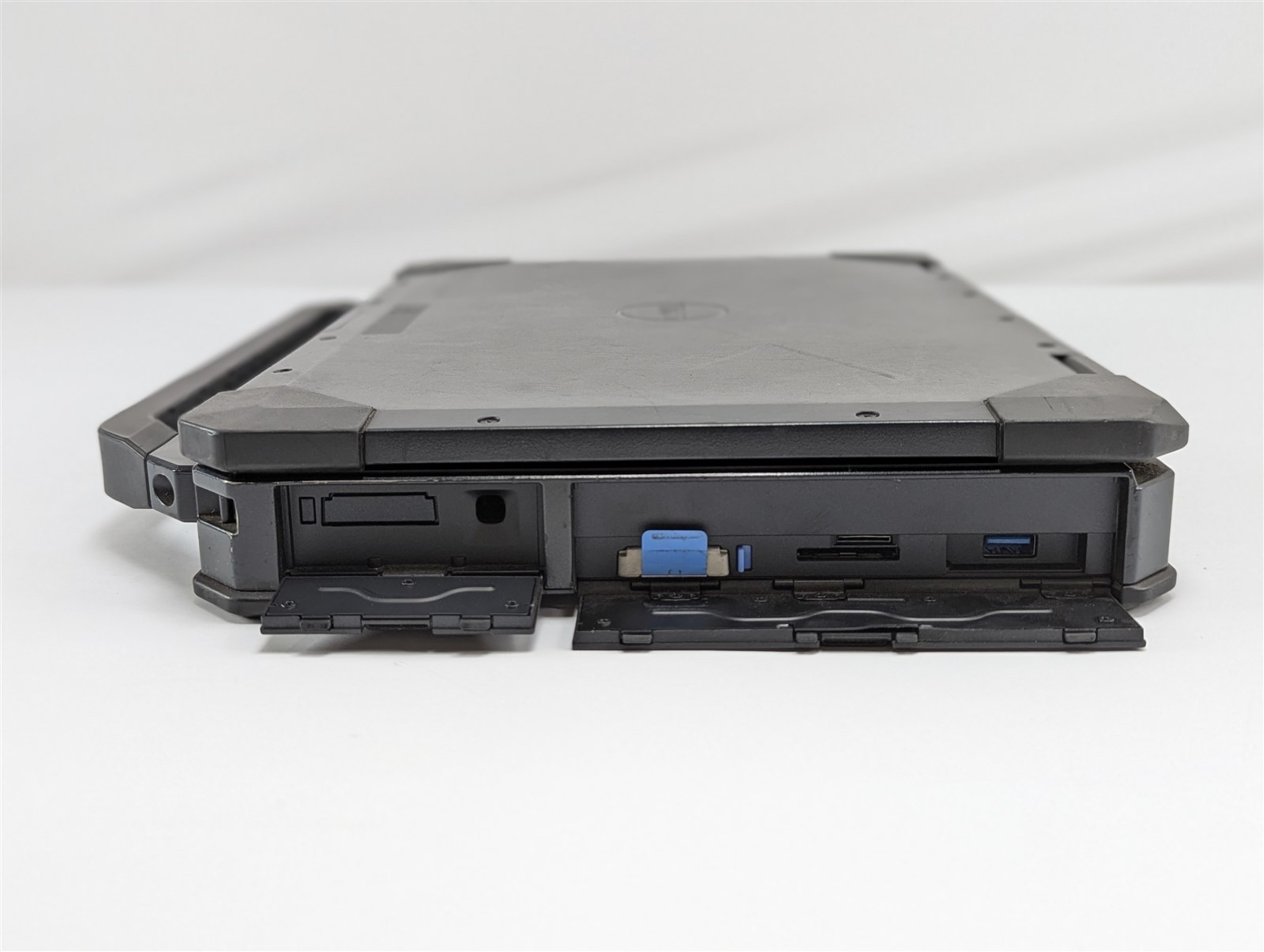 Dell 5424 Rugged 14” Intel i5-8350U 16GB 128GB SSD Full HD Field Laptop