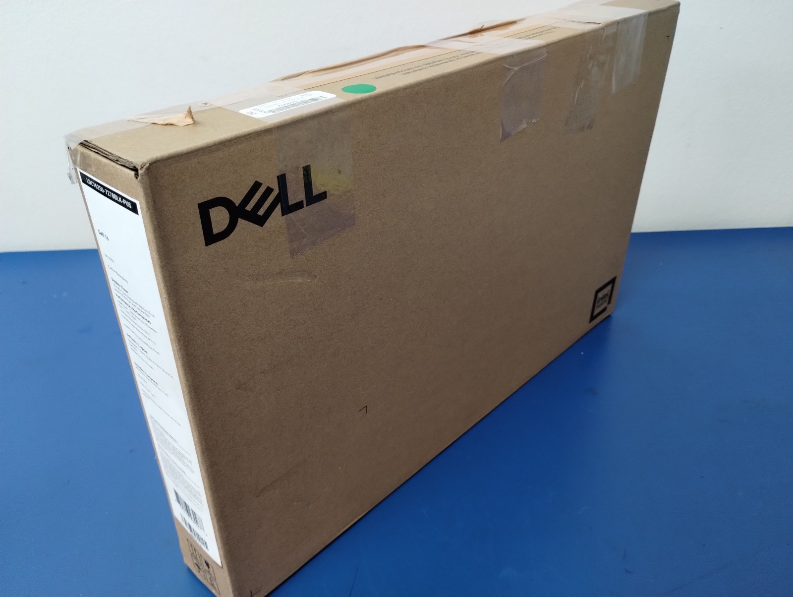 DELL 16 DC16250 MRYT3 Intel Core 7-150U, 1.80 GHz, 16 GB RAM, 1 TB NVMe SSD