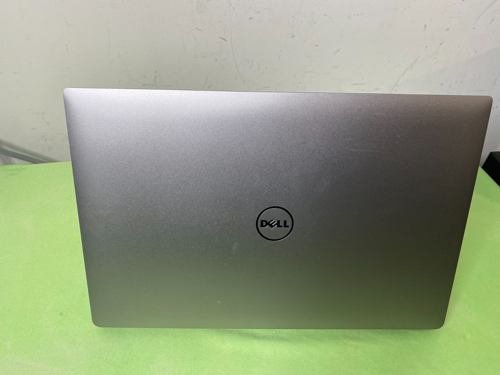 Dell Precision 5520 15.6″ Xeon 4K E3-1505M v5 16GB, 500GB SSD, M1200, Win 11 Pro