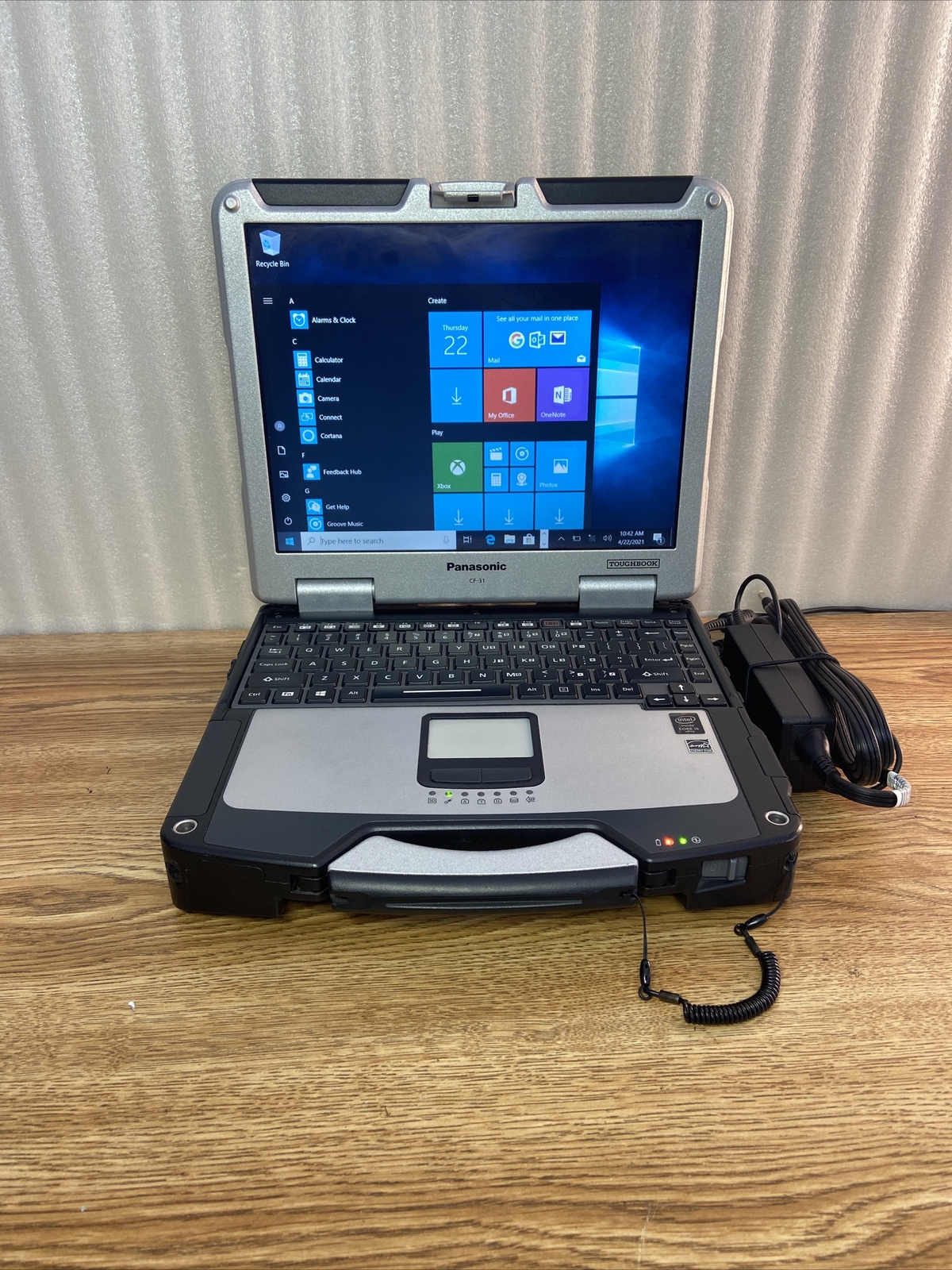 Panasonic Tough CF-31MK5, i5-5300U @ 2.30GHz/16GB/1tbHDD Win10 PRO 64BIT,4G LTE