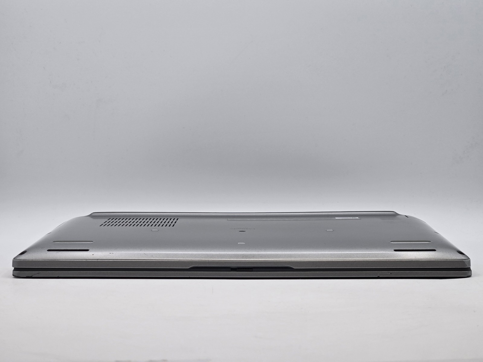 Dell Latitude 5440 14″ FHD I5-1350P 256GB SSD 16GB W11P Webcam Backlit Warranty
